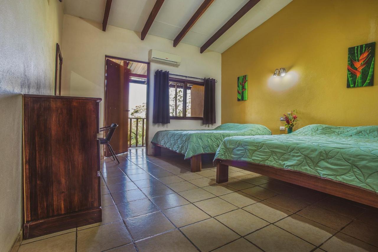 Hotel La Hacienda Quesada  Exterior photo