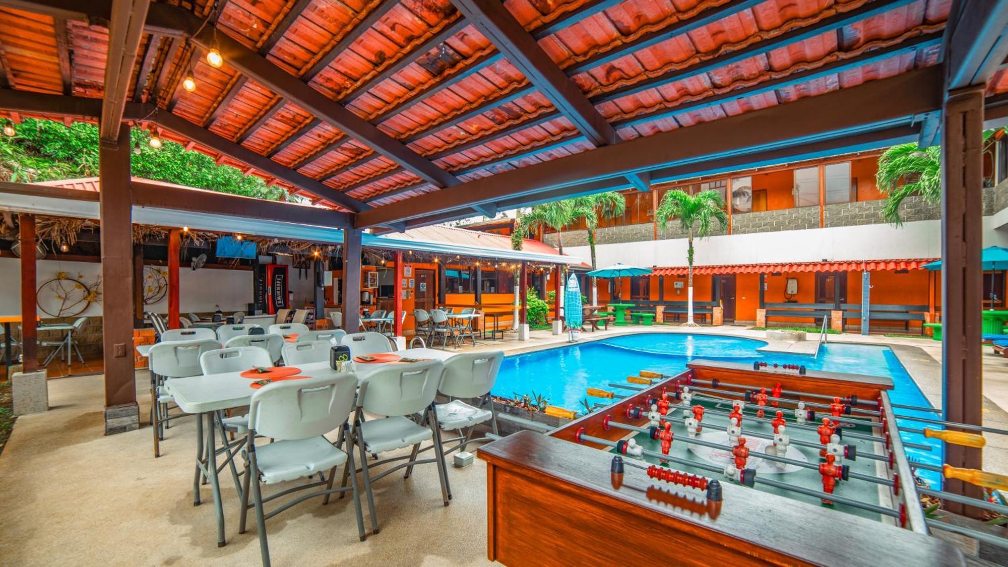 Hotel La Hacienda Quesada  Exterior photo
